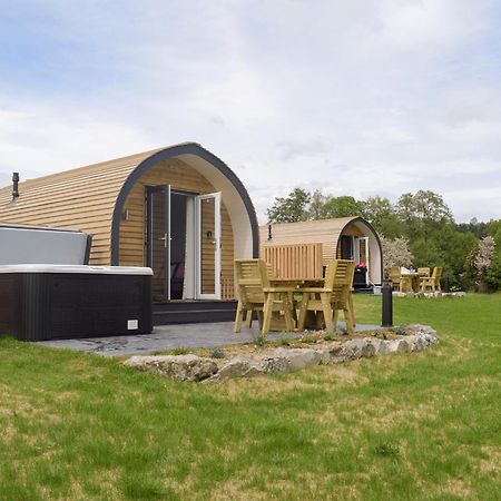 Cain Pod Vip Villa Llanfyllin Exterior photo